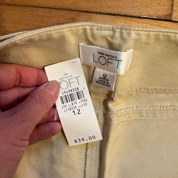 NWT LOFT Women’s Belted Khaki Low Waist Cropped Pants Size 12 - Picture 5 of 8